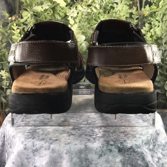 St. John’s Bay Coast Brown Fisherman Velcro Sandals Men’s 12M ☀️Brand NEW☀️ - Picture 6 of 13